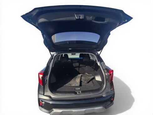 Used 2024 Kia Seltos EX image 9