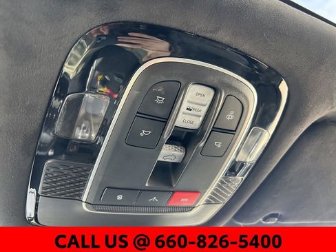 Used 2022 Hyundai Palisade Calligraphy image 31