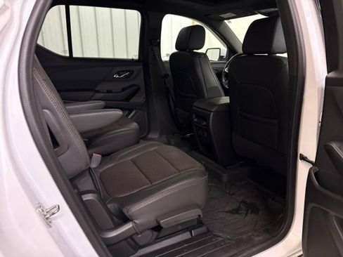 Used 2023 Chevrolet Traverse High Country AWD/4WD image 20