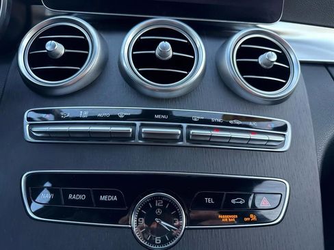 Used 2021 Mercedes-Benz C 300 4MATIC Sedan image 54