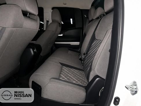 Used 2021 Toyota Tundra SR5 RWD image 7