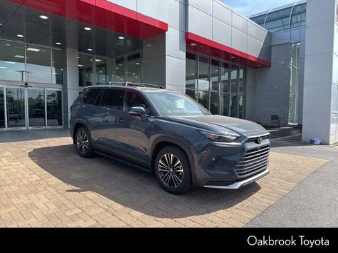 Certified 2026 Toyota Grand Highlander AWD Hybrid image 3