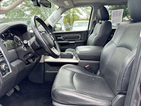 Used 2017 RAM 1500 Laramie w/ Convenience Group AWD/4WD image 21