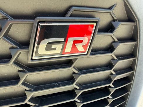 Used 2025 Toyota GR86 RWD image 25