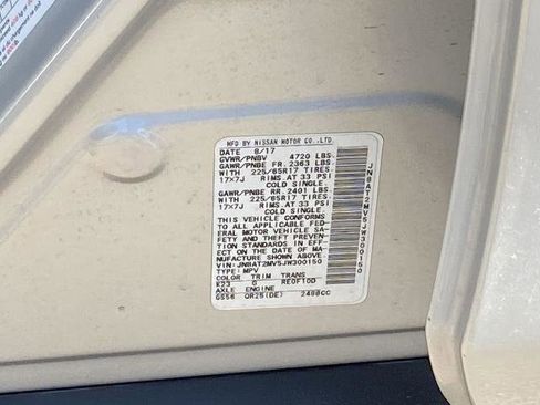 Used 2018 Nissan Rogue SV image 29