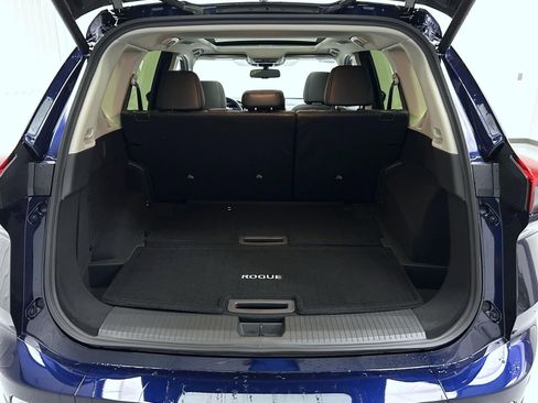 New 2026 Nissan Rogue Platinum w/ Platinum Premium Package AWD/4WD image 9