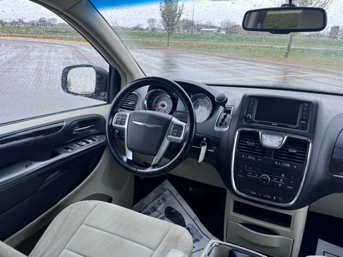 Used 2012 Chrysler Town & Country Touring w/ Entertainment Group #1 image 13