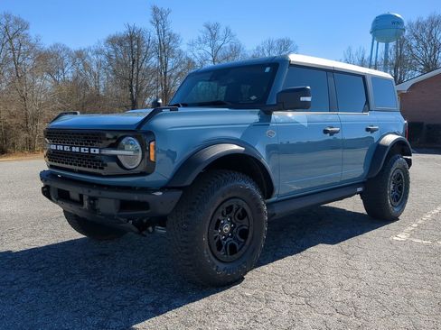 Certified 2023 Ford Bronco Wildtrak image 6