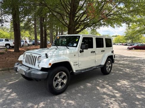 Used 2018 Jeep Wrangler Unlimited Sahara AWD/4WD image 1
