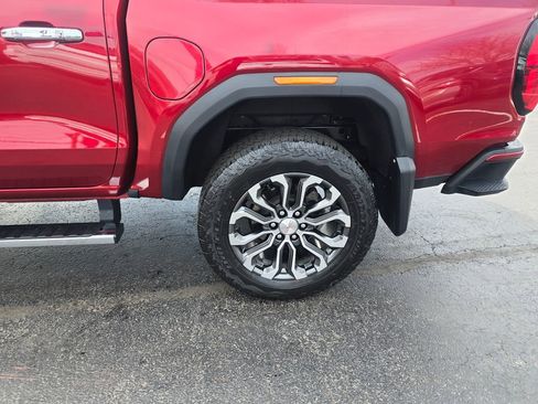 Used 2023 GMC Canyon Denali AWD/4WD image 4