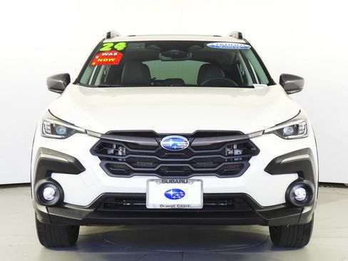 Certified 2024 Subaru Crosstrek 2.5i Limited w/ Crosstrek Mirror Package AWD/4WD image 3