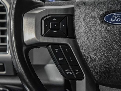 Used 2019 Ford F250 Platinum w/ Platinum Ultimate Package AWD/4WD image 16