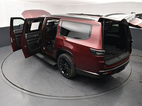 New 2026 Jeep Grand Wagoneer L Limited image 28