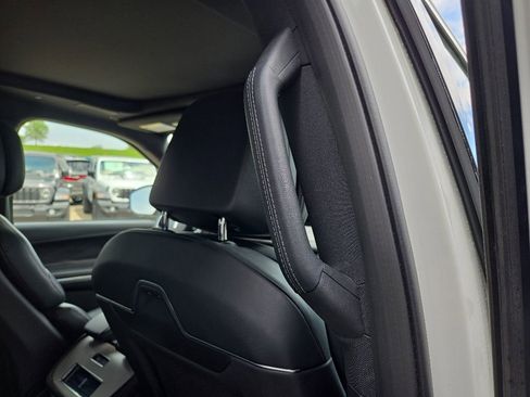 Used 2025 Lincoln Navigator Reserve w/ Jet Appearance Package AWD/4WD image 92