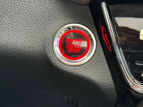 Certified 2022 Honda HR-V EX image 32