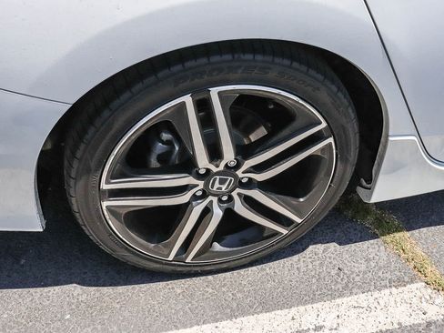 Used 2016 Honda Accord Touring image 22