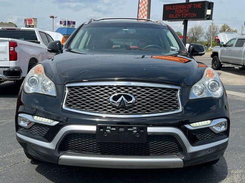 Used 2017 INFINITI QX50 2WD w/ Deluxe Touring Package image 2