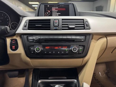 Used 2015 BMW 320i xDrive 320i xDrive image 25