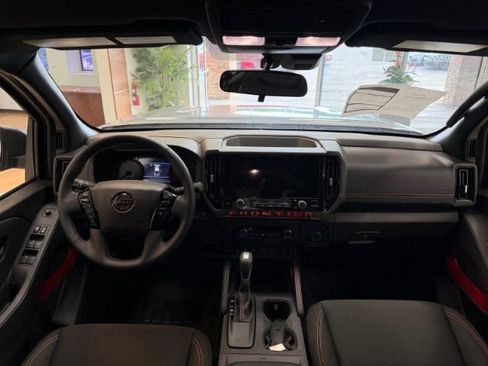 Used 2026 Nissan Frontier Pro-X w/ Pro-X Convenience Package RWD image 12