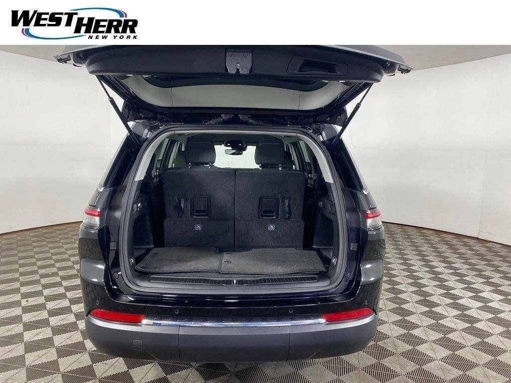 Used 2024 Jeep Grand Cherokee L Laredo AWD/4WD image 22