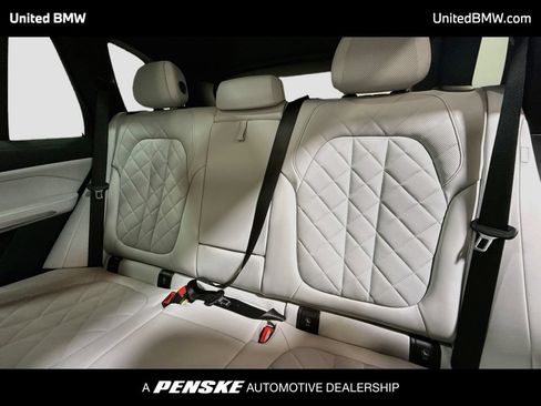 Used 2024 BMW X5 sDrive40i w/ Premium Package RWD image 13