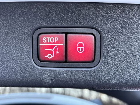 Certified 2024 Mercedes-Benz GLC 300 4MATIC image 25