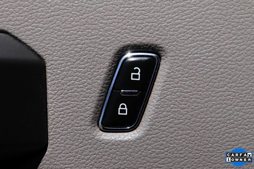 Used 2018 Ford F550 4x4 Crew Cab Super Duty image 18