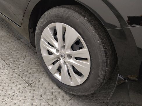 Used 2024 Nissan Sentra S FWD image 31