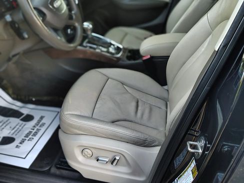 Used 2016 Audi Q5 2.0T Premium Plus w/ Technology Package image 6