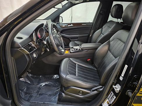 Used 2016 Mercedes-Benz GLE 350 w/ Premium Package image 21