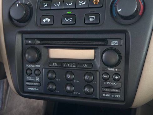 Used 2000 Honda Accord EX image 41