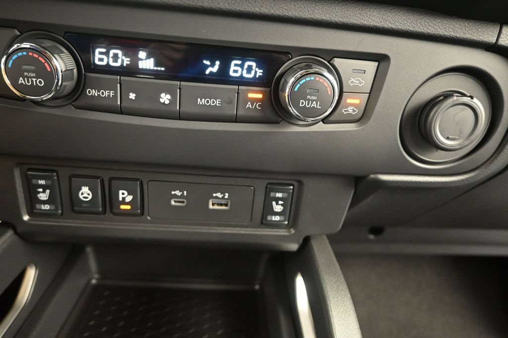 Used 2025 Nissan Frontier SV w/ SV Convenience Package AWD/4WD image 30