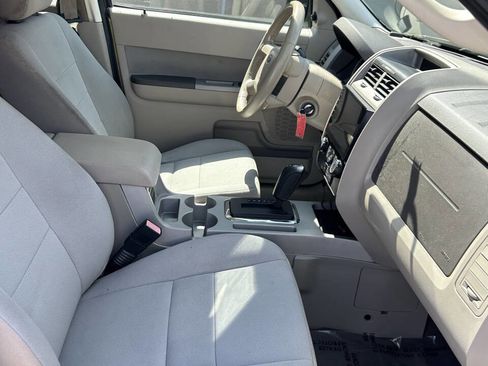 Used 2012 Ford Escape XLT image 16