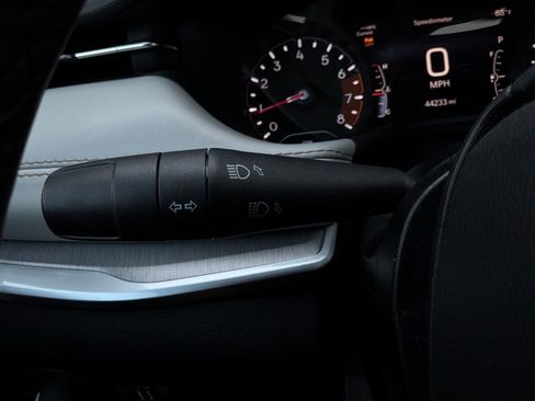 Used 2025 Jeep Compass Limited AWD/4WD image 37