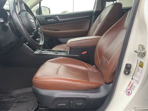 Used 2019 Subaru Outback 3.6R Touring w/ Popular Package #3A image 31