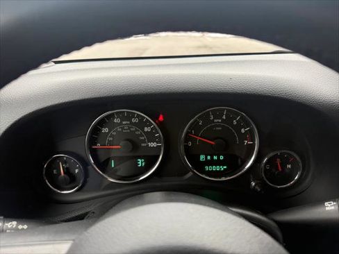 Certified 2017 Jeep Wrangler Unlimited Sahara w/ Connectivity Group image 18