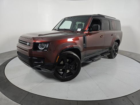 New 2026 Land Rover Defender 130 X-Dynamic SE image 1