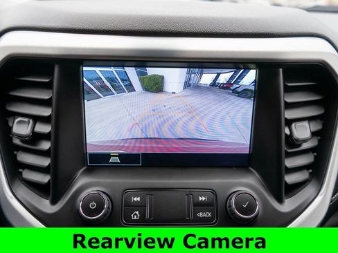 Used 2023 GMC Acadia SLT image 25