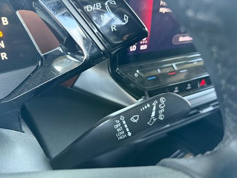 Used 2021 Volkswagen ID.4 Pro S image 23