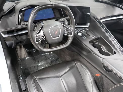 Used 2024 Chevrolet Corvette Stingray Convertible w/ 1LT RWD image 10