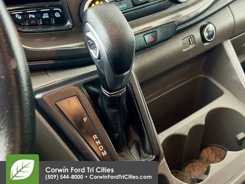 Used 2020 Ford Transit 150 XLT image 9