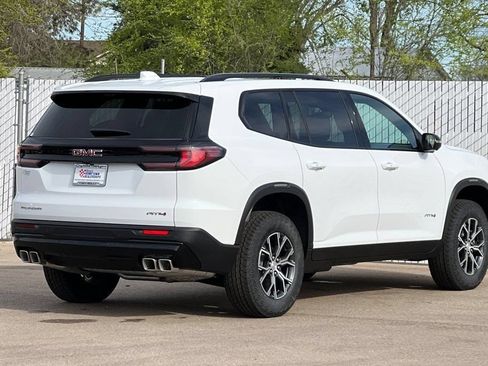 New 2026 GMC Acadia AT4 w/ Luxury Package AWD/4WD image 4