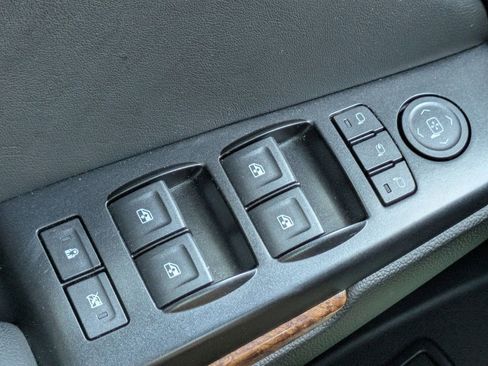 Used 2020 Chevrolet Tahoe Premier image 25