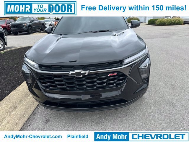 Used 2025 Chevrolet Trax RS w/ Driver Confidence Package FWD image 4