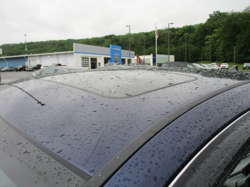 Used 2017 Honda CR-V EX image 11