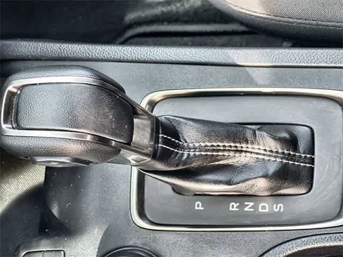 Used 2020 Ford Ranger XLT w/ Equipment Group 301A Mid image 16