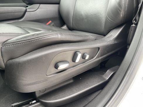 Used 2019 Cadillac XT5 Luxury image 14