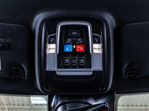 Used 2026 RAM 3500 Limited AWD/4WD image 29