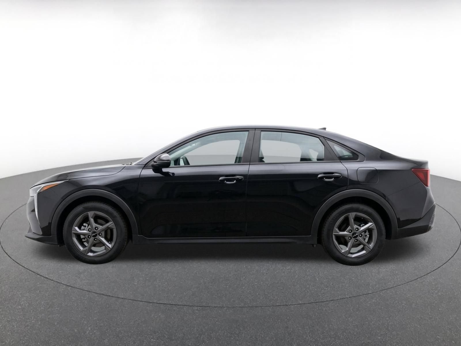 Used 2025 Kia K4 FWD image 7