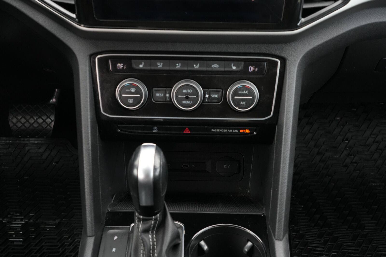 Used 2023 Volkswagen Atlas SE AWD/4WD image 23
